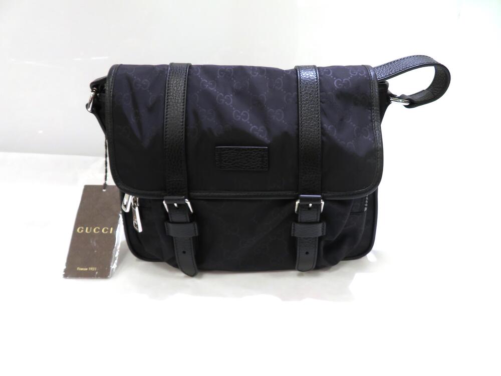 Gucci Shoulder Bag GG Canvas Black Calfskin